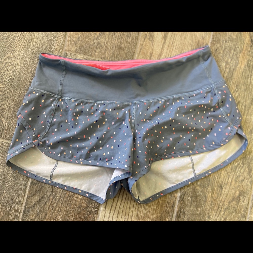 Lululemon speed up shorts - polka dot - Picture 2 of 3